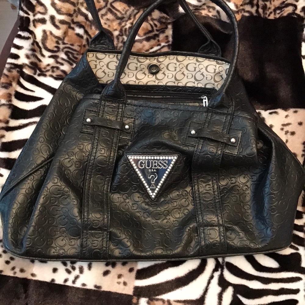 Guess beautiful Black Handbag